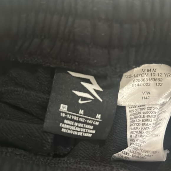 Russell wilson by nike - Picture 2 of 2